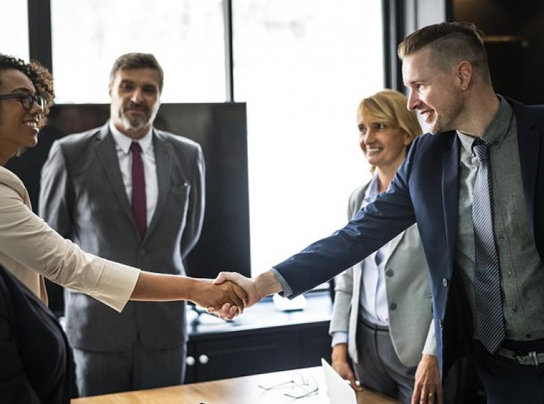 Attitude, smiling, and happiness in negotiations | MikeGreg.com